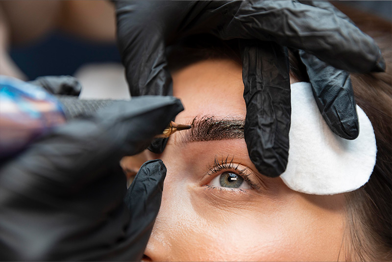 microblading-augenbrauen-kosmetikstudio